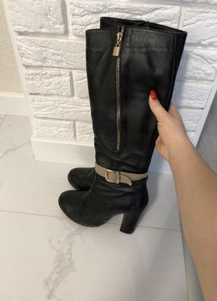 Зимние кожаные сапоги