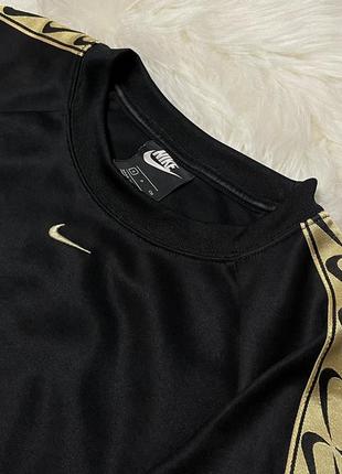 Женская кофта свитшот nike с лампасами s оригинал3 фото