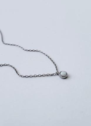 Женская серебряная цепочка-колье с подвеской круг с белым опалом до 43 см серебро 925 пробы родирован 10087 фото