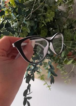 Високоякісні окуляри для іміджу італія4 фото