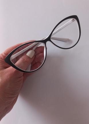 Високоякісні окуляри для іміджу італія9 фото
