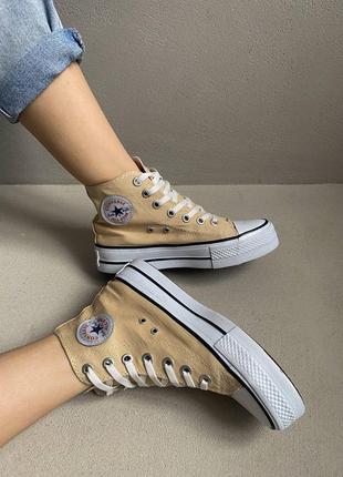 Женские высокие бежевые кеды в стиле converse high chuck taylor 🆕 високі кросівки конверс1 фото