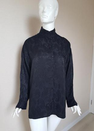 Гарна вишукана блуза фактурна тканина forenza