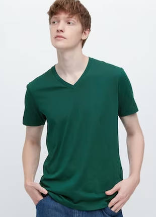 Футболка uniqlo с технологией dry