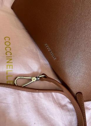 Кожаная сумочка coccinelle1 фото