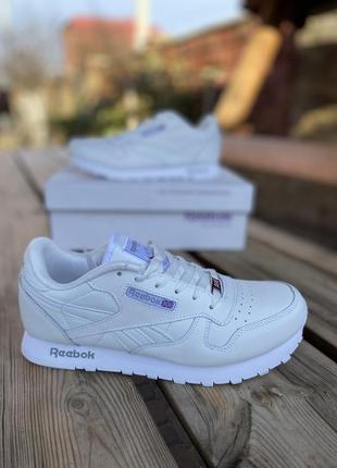 Кроссовки reebok classic белые