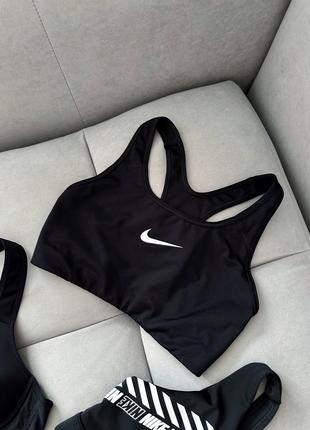 Спортивный топ nike