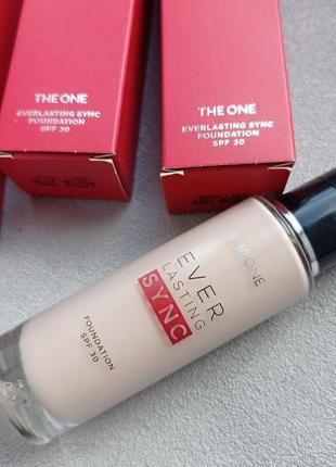 Просрочка адаптивна тональна основа the one everlasting sync spf 30