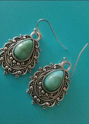 Мереживні сережки з бірюзою