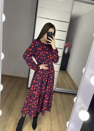 Красива сукня міді в яскравий принт marks&spencer