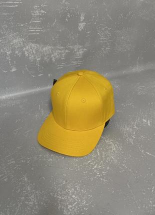 Гірчична/жовта кепка з прямим козирком (без вишивки)1 фото