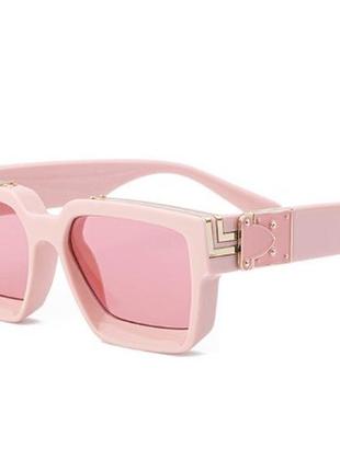 Модные солнцезащитные очки 2023 с защитой от ультрафиолета для женщин1 фото