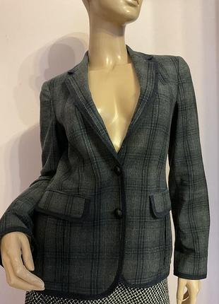 Шерстяной жакет в клетку от бренда massimo dutti/ m/