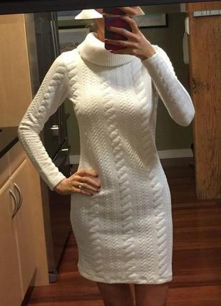 Тёплое платье трикотажное, облегающее платье под горло, праздничное платье с рукавом