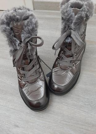 Теплі зимові чоботи caprice3 фото