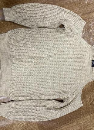 Гариний светр з вирізами на плечах1 фото