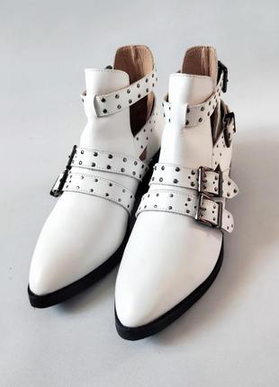 Шкіряні німецькі 🇩🇪 heine жіночі демісезонні осінні весняні черевики на низькому ходу бкз пвдборів з ременцями 40-40,5 рлзмір