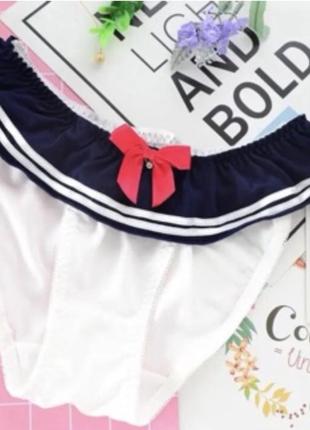 Трусики в стилі лолита