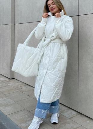 Куртка жіноча подовжена із сумкою біла бежева9 фото