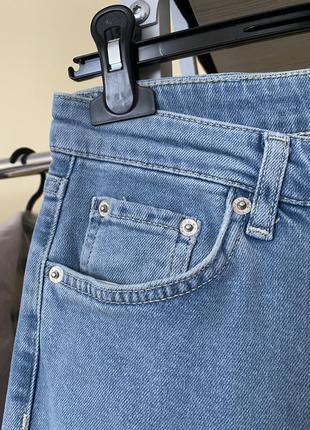 Базовые голубые джинсы ровные прямые na-kd3 фото