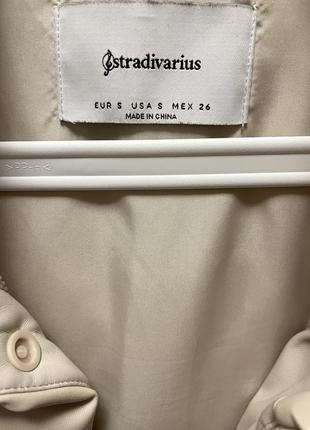 Базовая зимняя куртка из экокожи stradivarius, zara, mango5 фото