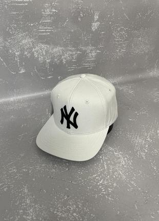 Біла кепка new york з прямим козирком (ny)