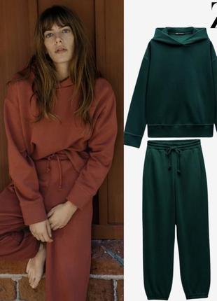 Теплый костюм zara на флисе цвет бутилка