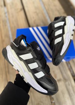 Кроссовки adidas Graphic черно-белые