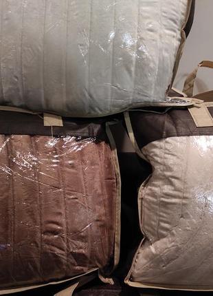 Пледи в подарунковому упакуванні. євро розмір. 220-240