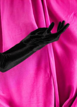 Сексуальні рукавички stretch velvet opera length gloves від leg avenue, чорні