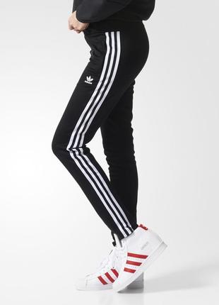 Женский спортивный костюм адидас ориджиналс оригинал для повседневной носки бестселлер adidas originals кофта штаны брюки олимпийка толстовка nike3 фото