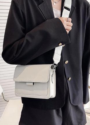 Жіноча класична сумка t-299 крос-боді через плече біла4 фото