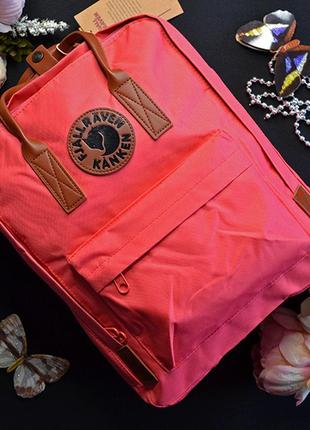 Рюкзак вместительный с кожаной ручкой kånken кораллового цвета размер 38*28*14 см