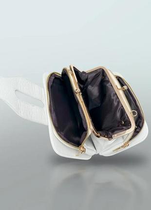 Женская сумка кросс-боди 10214 на цепочке на три отдела белая молочная8 фото