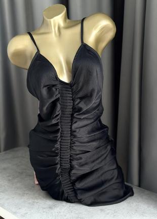 Черное мини платье обнаженное спина декольте платье платья2 фото