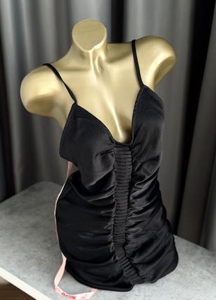 Черное мини платье обнаженное спина декольте платье платья6 фото