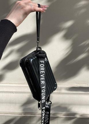 Сумка кросс-боди 10188 пластиковая прямоугольная через плечо черная