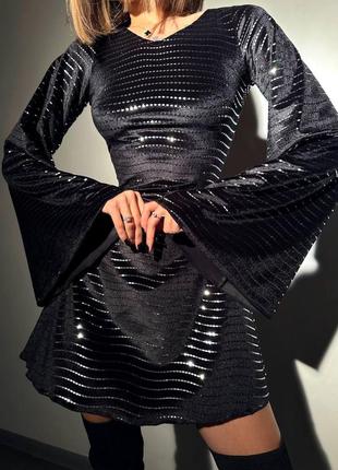 Ніжна сяюча оксамитова сукня з блискучим напиленням, бархатне вечірнє плаття міні з розкольошеними рукавами5 фото