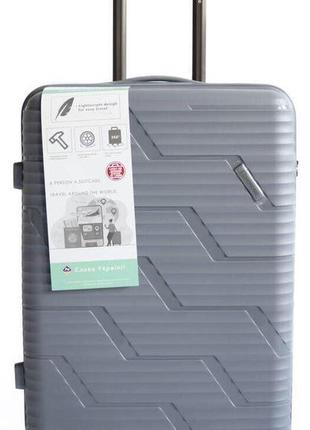 Пластиковый маленький чемодан из поликарбоната 36l horoso серый1 фото