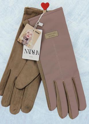 Перчатки женские сенсорные из искусственной замши с плащевкой с нашивкой осень-зима р s-m пудровый