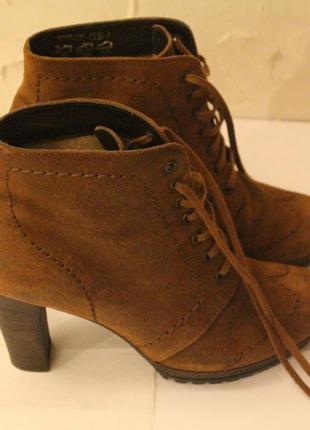 Кожаные демисезонные ботинки\ботильоны на каблуке högl &lt;unk&gt; интертоп3 фото
