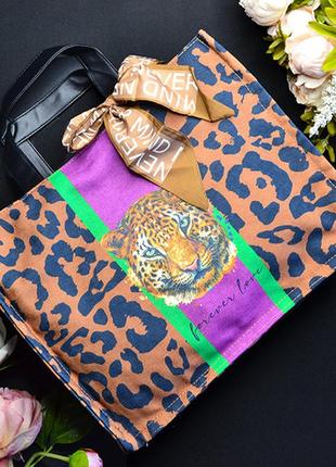 Летняя женская сумка квадратная ярких цветов forever love (леопард, фиолетовый) размер: 39х15х30 см1 фото