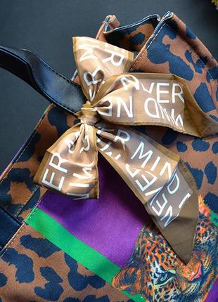 Летняя женская сумка квадратная ярких цветов forever love (леопард, фиолетовый) размер: 39х15х30 см2 фото