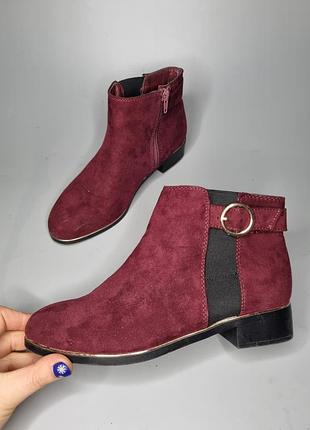 Осінні черевики primark
