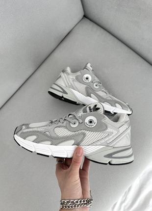 Неймовірні жіночі кросівки adidas astir grey silver сірі8 фото