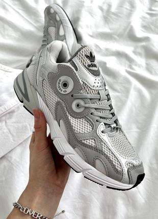 Неймовірні жіночі кросівки adidas astir grey silver сірі2 фото