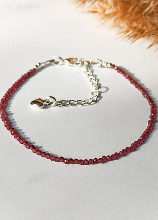 Браслет натуральный гранат на застежке d-2мм обхват 18см