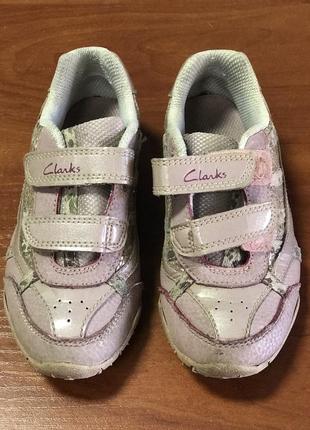 Кроссовки clarks