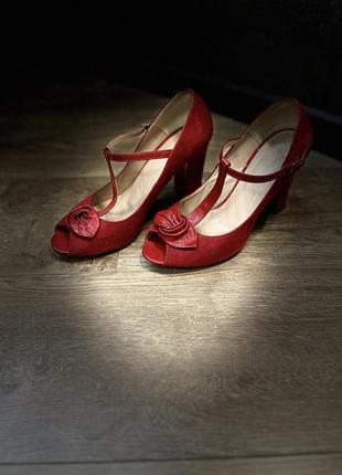 Туфли замшевые, комбинированные с лаком4 фото