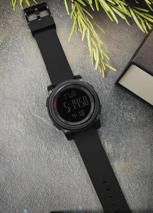 Чоловічий наручний чорний годинник skmei3 фото